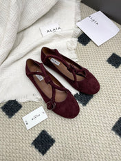 ALAIA 26S BALLET TECKEL IN DARK RED SUEDE