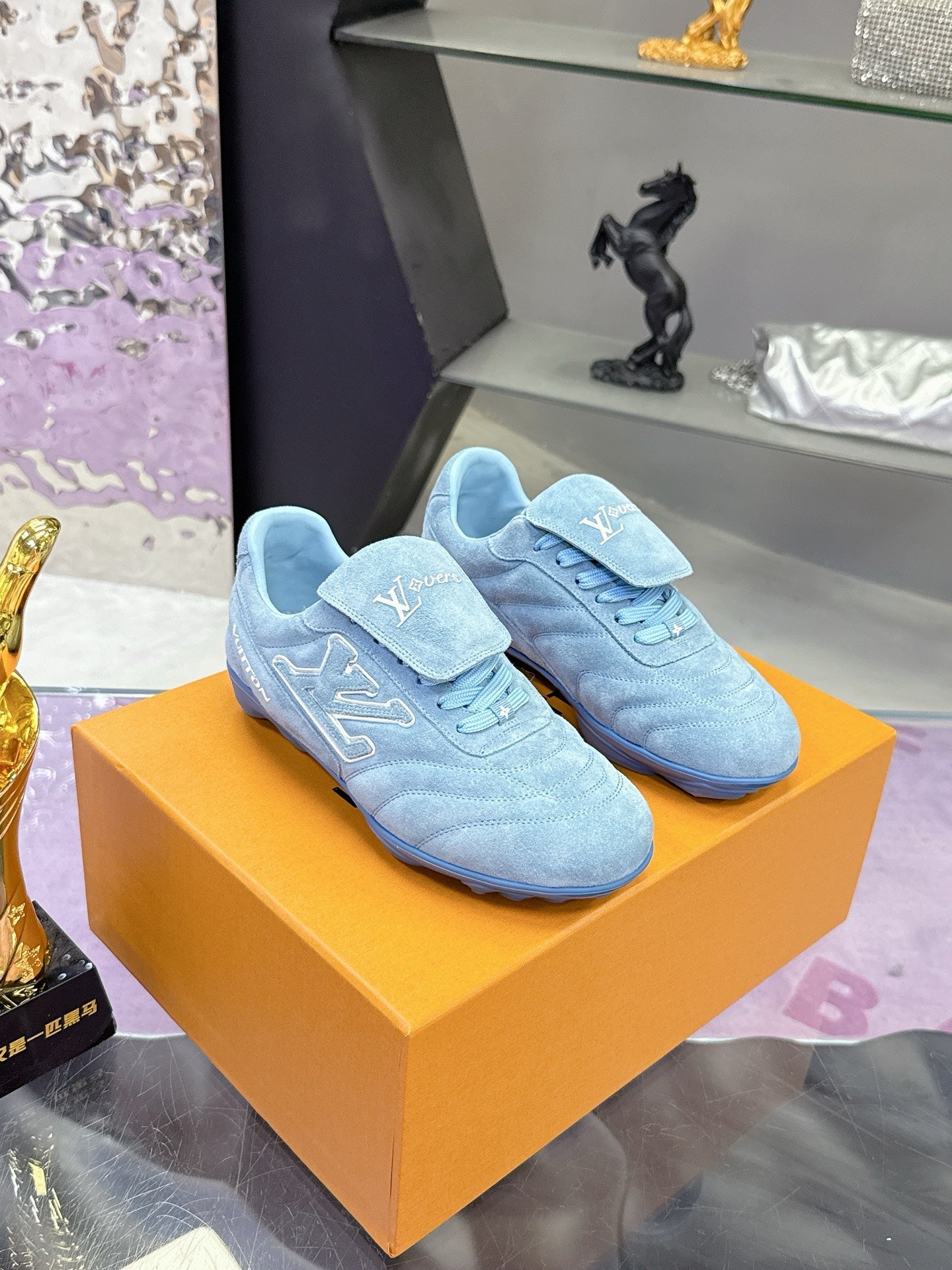 LV 26S FOOTPRINT SOCCER SNEAKERS IN BLUE SUEDE