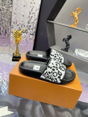 LV 26S SLIDE SANDALS IN WHITE BLACK CALFSKIN AND CANVAS