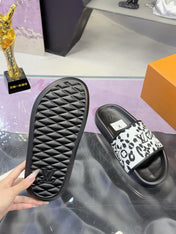 LV 26S SLIDE SANDALS IN WHITE BLACK CALFSKIN AND CANVAS