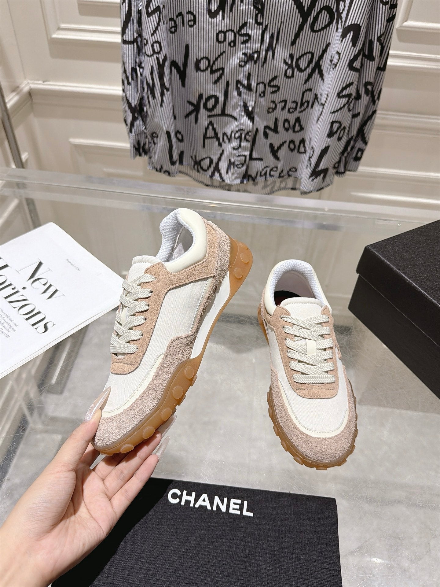 CHANEL 26S LACE UP SNEAKERS IN BEIGE SUEDE  AND WHITE FABRIC ROUND TOE