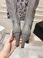 CHANEL 26S HIGH HEEL KNEE HIGH BOOTS 80 MM IN GRAY CALFSKIN AND BLACK PATENT LEATHER