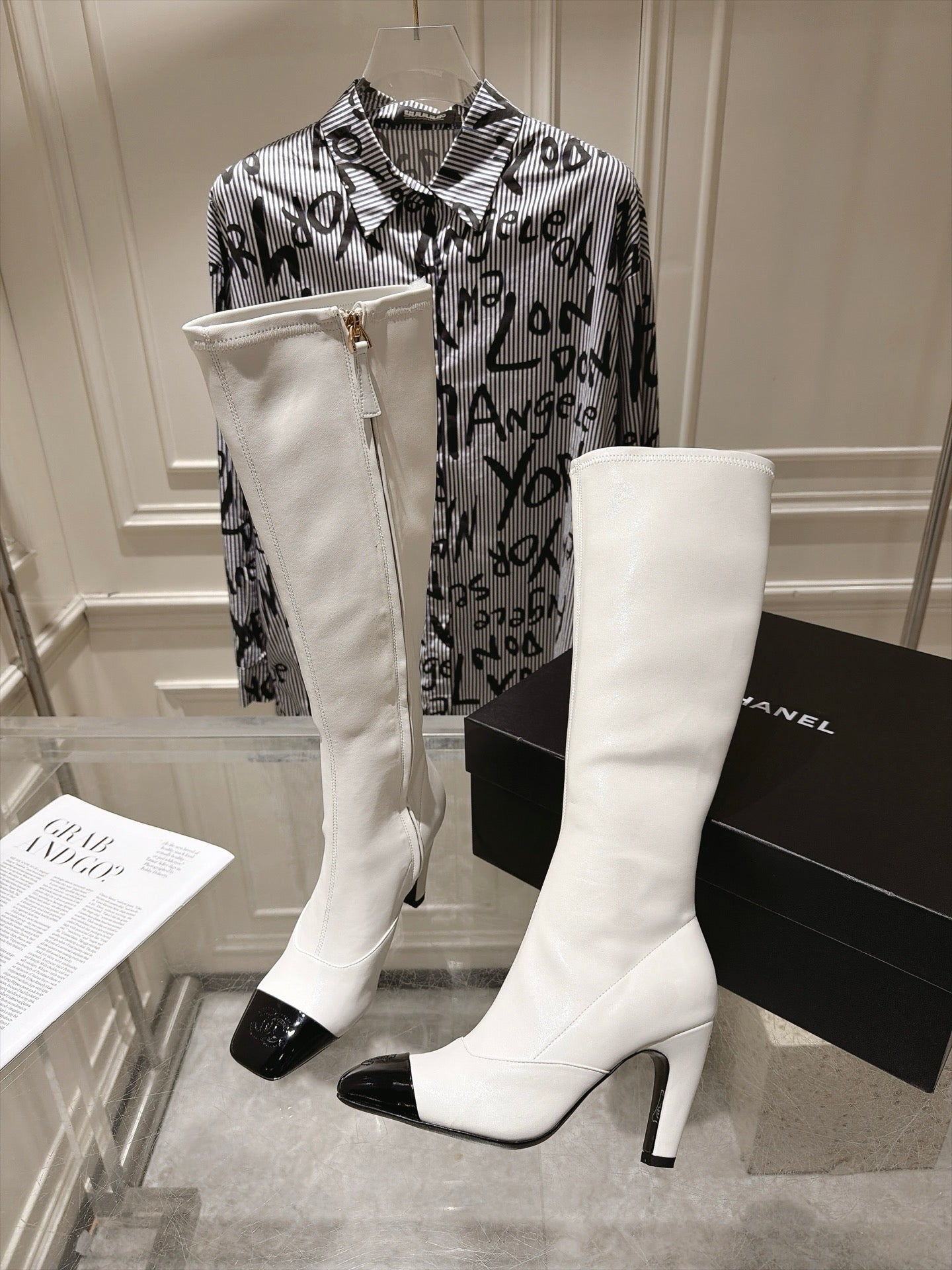 CHANEL 26S HIGH HEEL KNEE HIGH BOOTS 80 MM IN OFF WHITE CALFSKIN AND BLACK PATENT LEATHER