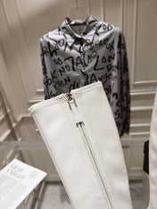 CHANEL 26S HIGH HEEL KNEE HIGH BOOTS 80 MM IN OFF WHITE CALFSKIN AND BLACK PATENT LEATHER