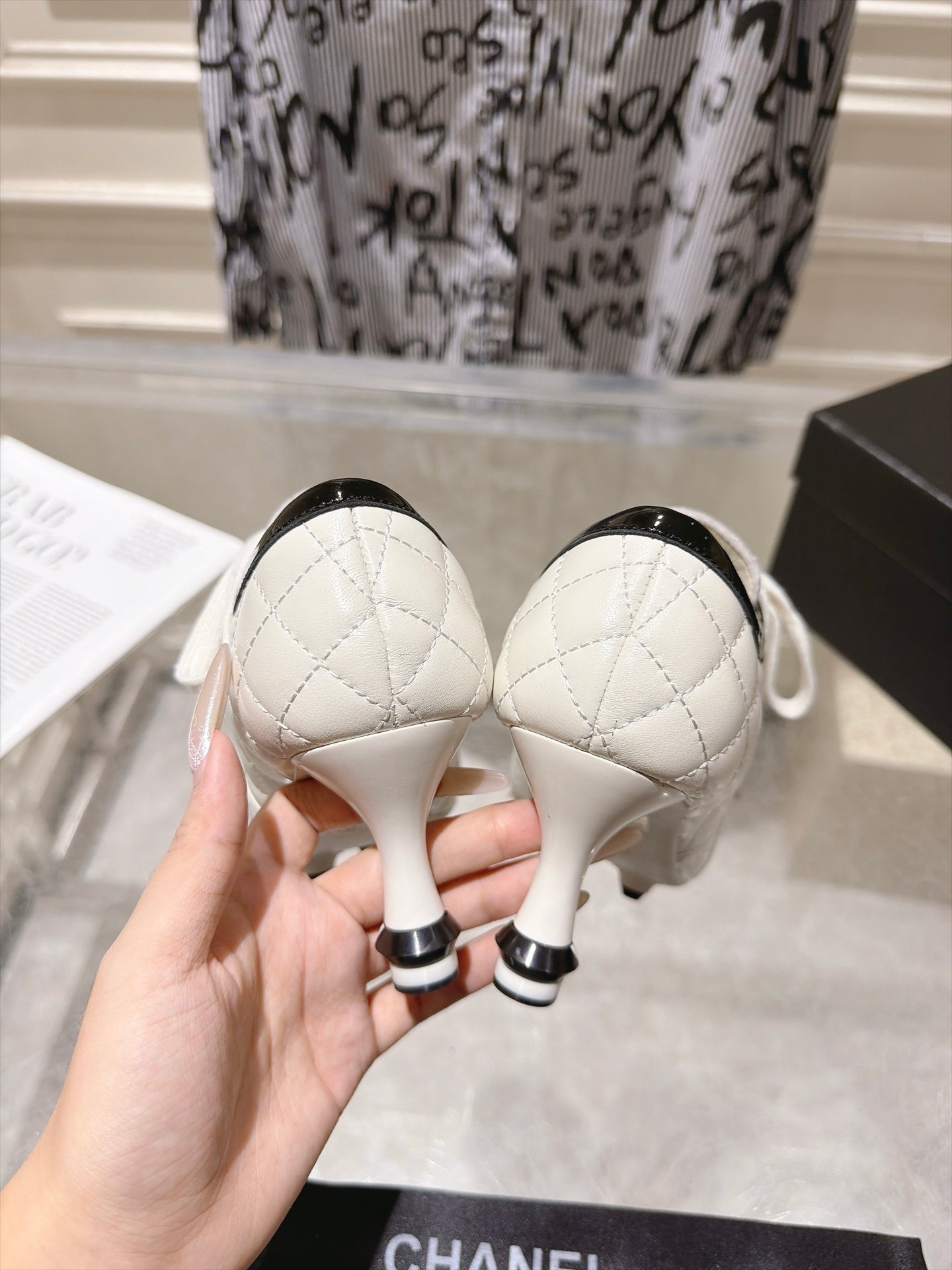CHANEL 26S HIGH HEEL ANKLE BOOTS 70 MM IN WHITE LAMBSKIN AND BLACK PATENT CALFSKIN
