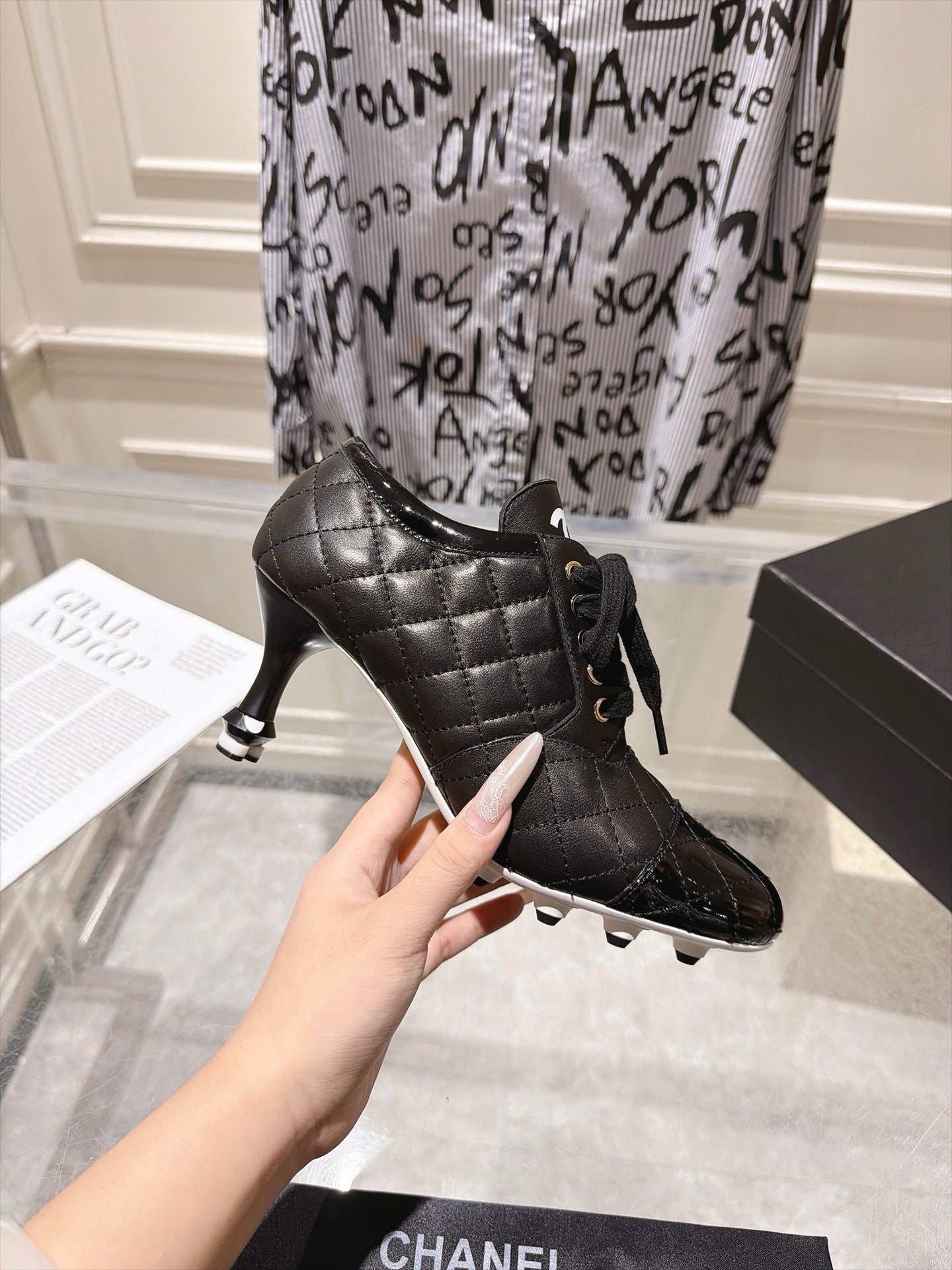 CHANEL 26S HIGH HEEL ANKLE BOOTS 70 MM IN BLACK LAMBSKIN AND PATENT CALFSKIN