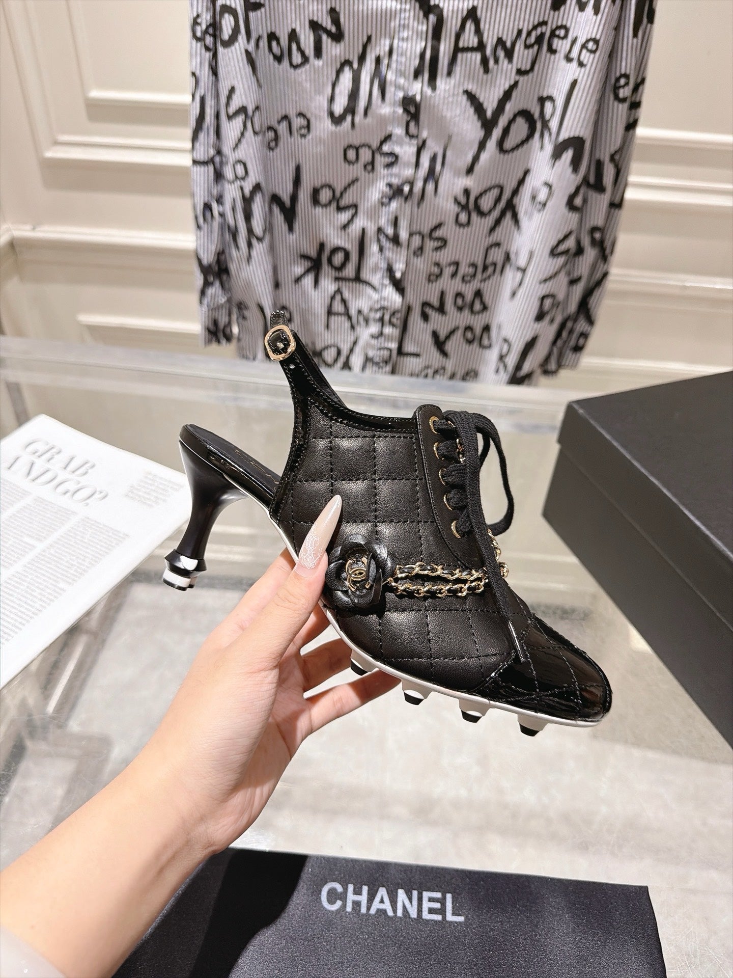 CHANEL 26S SLINGBACK HIGH HEEL SHOES 70 MM IN BLACK LAMBSKIN AND PATENT CALFSKIN