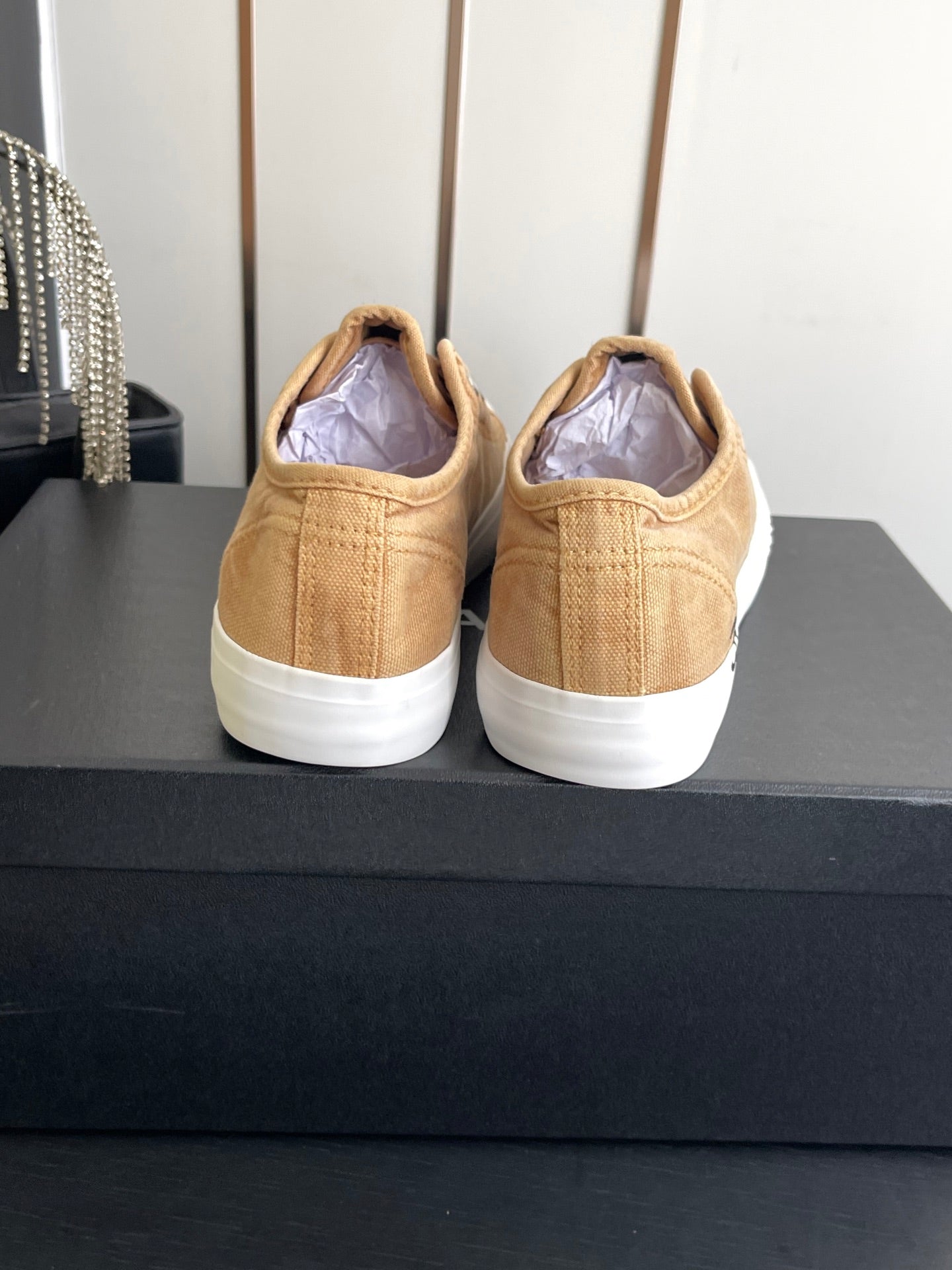CHANEL 26S LOW TOP BEIGE IN NAVY BLUE CANVAS