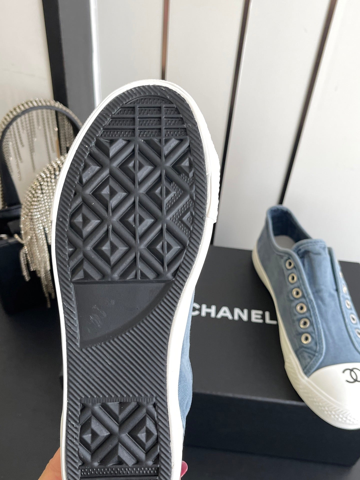 CHANEL 26S LOW TOP SNEAKERS IN NAVY BLUE CANVAS