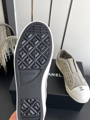 CHANEL 26S LOW TOP SNEAKERS IN GREY CANVAS