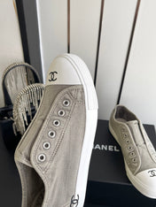 CHANEL 26S LOW TOP SNEAKERS IN GREY CANVAS