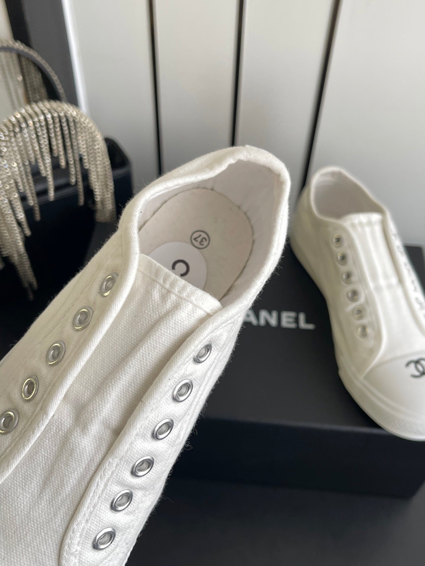 CHANEL 26S LOW TOP SNEAKERS IN WHITE CANVAS
