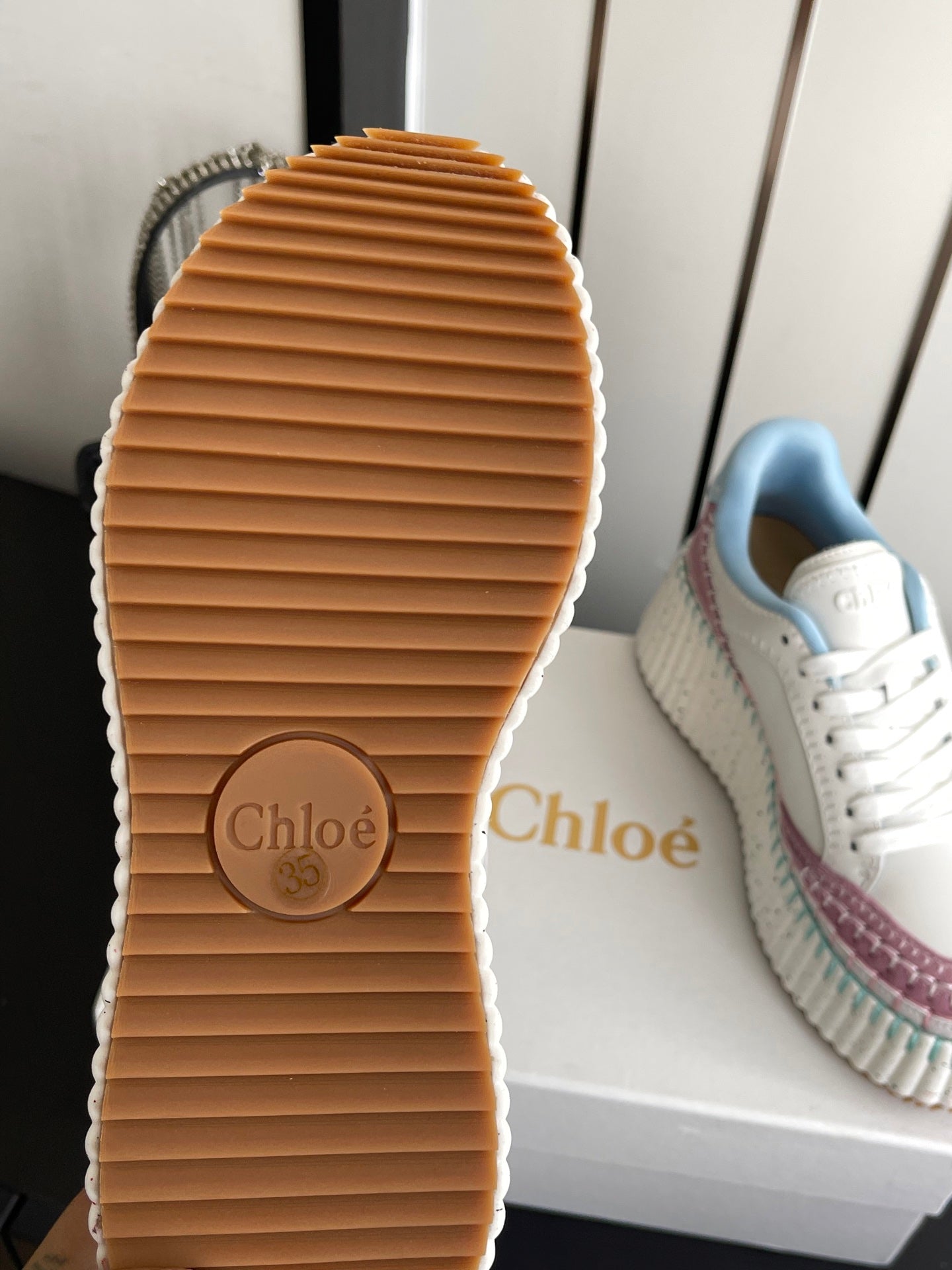 CHLOE 26S LACE-UP SNEAKERS IN WHITE CALFSKIN MIX PINK SUEDE