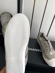 CHANEL 26S LOW TOP SNEAKERS IN GREY FRAYED CANVAS
