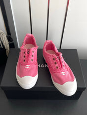 CHANEL 26S LOW TOP SNEAKERS IN LINK PINK FRAYED CANVAS