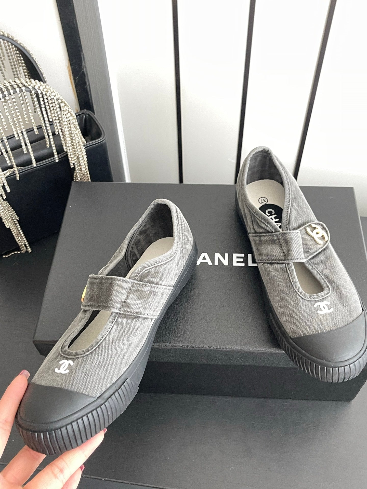 CHANEL 26S MARY JANE SNEAKERS IN GREY CANVAS WITH GOLD-TONE METAL CC LOGO