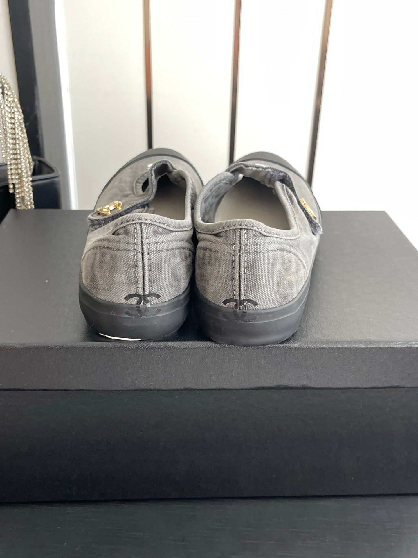 CHANEL 26S MARY JANE SNEAKERS IN GREY CANVAS WITH GOLD-TONE METAL CC LOGO