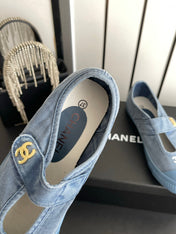 CHANEL 26S MARY JANE SNEAKERS IN NAVY BLUE CANVAS WITH GOLD-TONE METAL CC LOGO