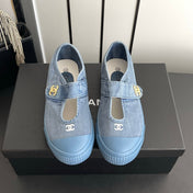 CHANEL 26S MARY JANE SNEAKERS IN NAVY BLUE CANVAS WITH GOLD-TONE METAL CC LOGO