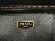 PRADA 25S GALLERIA LARGE BAG 28 IN BLACK CALFSKIN GOLD HARDWARE