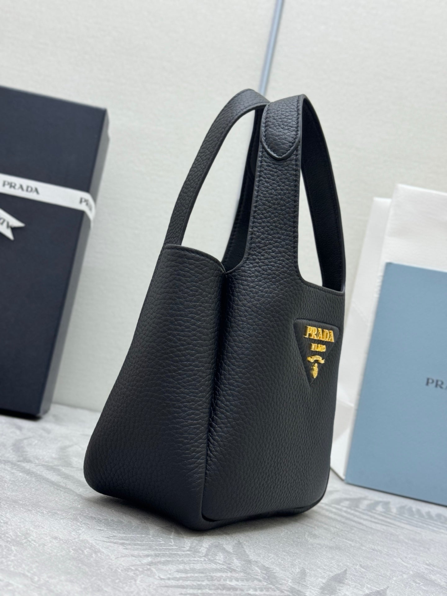 PRADA 25S TOTE MINI BAG 18 IN BLACK CALFSKIN GOLD HARDWARE