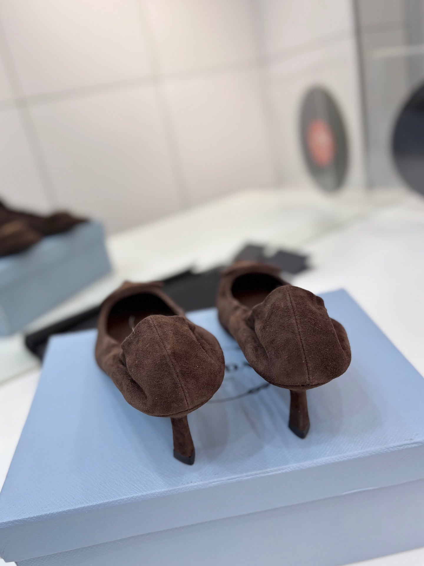 PRADA 26S PUMPS 55MM IN DARK BROWN SUEDE WITH LOGO