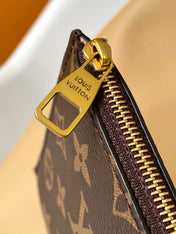 LV 25S LOW KEY HOBO BAG 28 CM IN BEIGE CALFSKIN