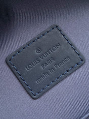 LV 25S TAKEOFF BACKPACK 43 IN ATLANTIC BLUE CALFSKIN