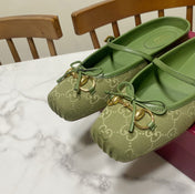 GUCCI 26S FLAT MULES IN GREEN CANVAS
