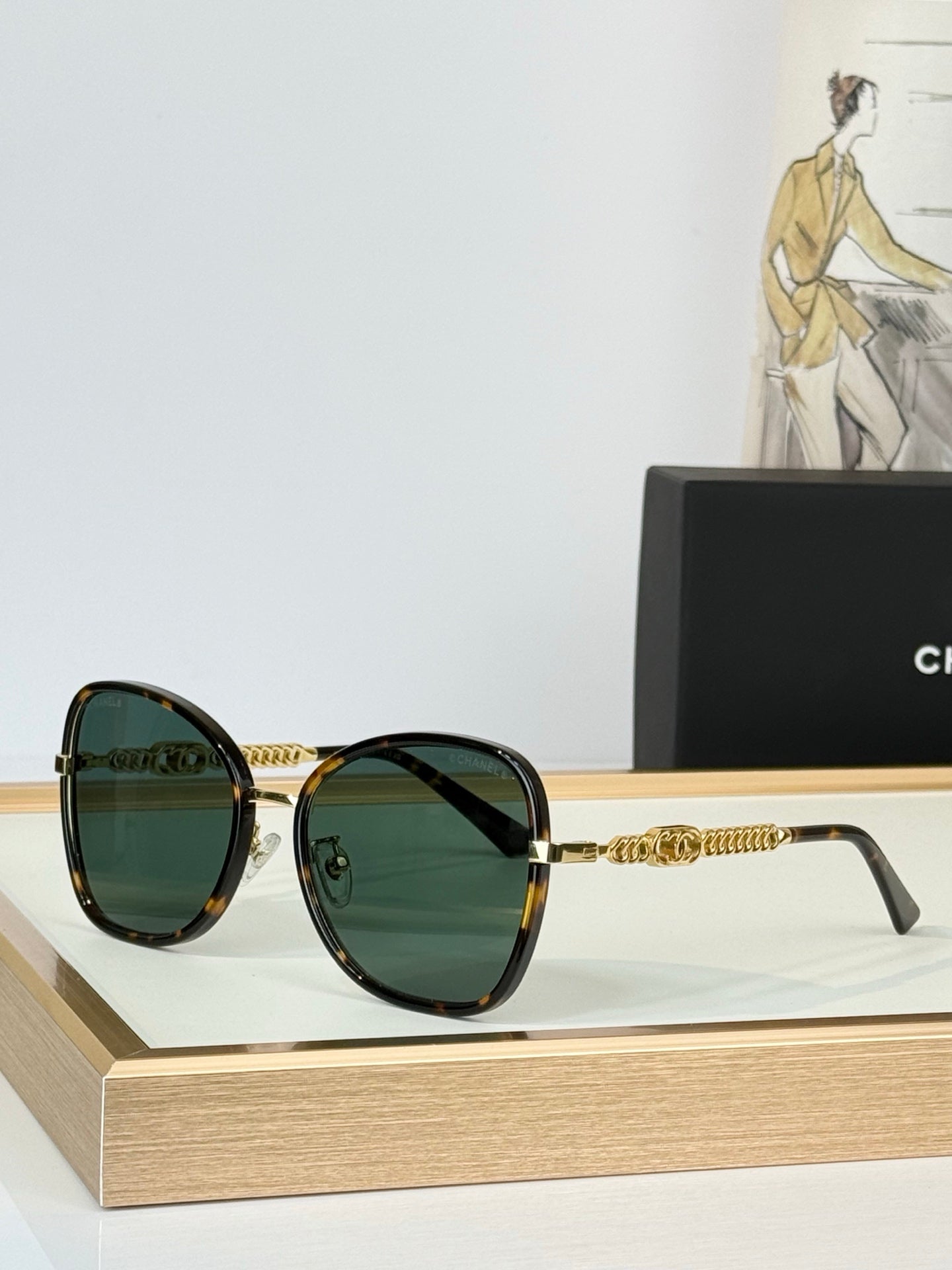 CHANEL 26S OVAL FRAME IN ACETATE 404532