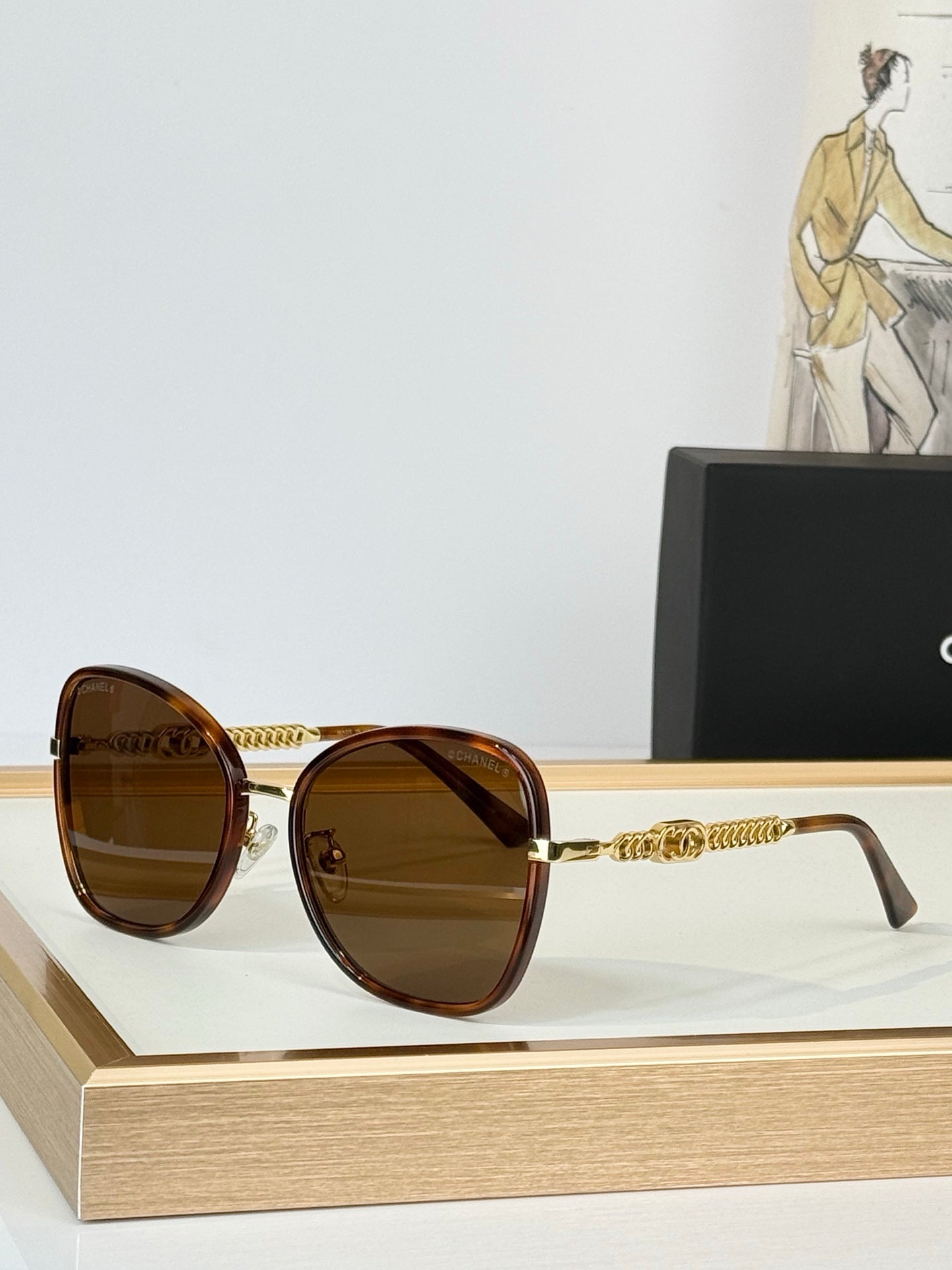 CHANEL 26S OVAL FRAME IN ACETATE 404532