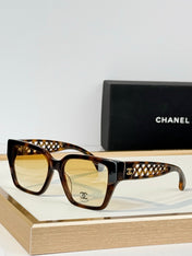 CHANEL 26S OVERSIZED SQUARE FRAME IN ACETATE 417061