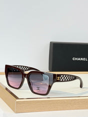 CHANEL 26S OVERSIZED SQUARE FRAME IN ACETATE 417061