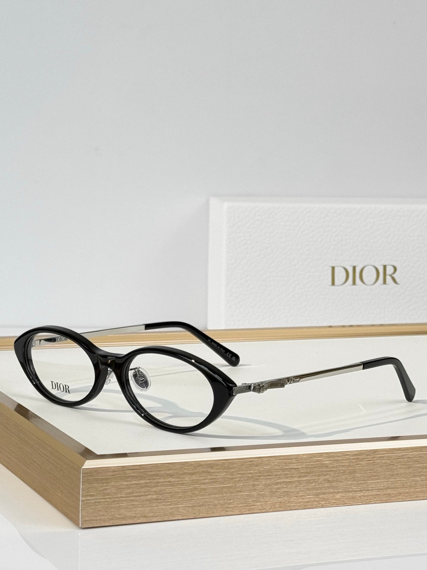 DIOR 26S OVAL FRAME IN ACETATE 417065
