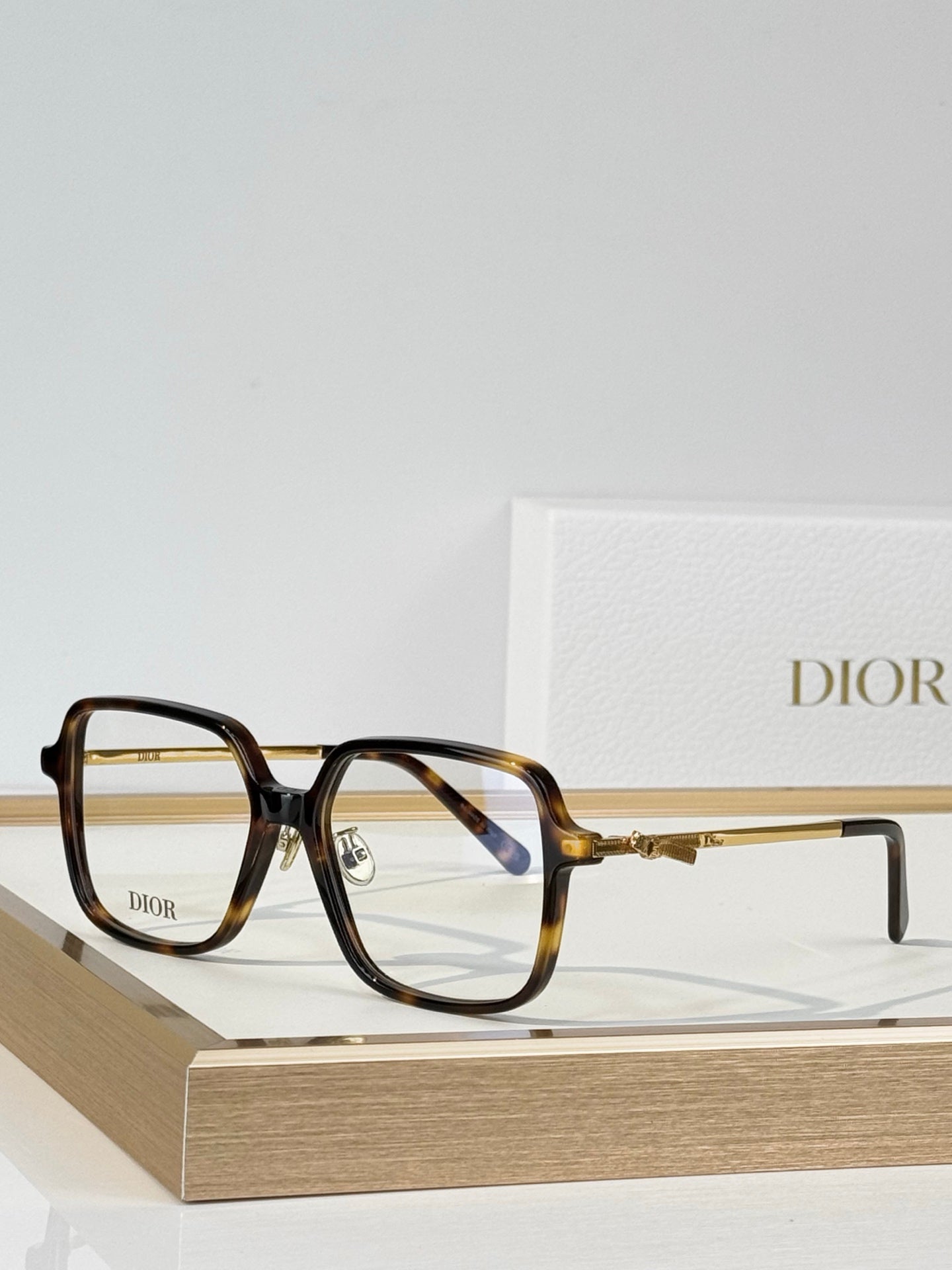 DIOR 26S ROUNDED SQUARE FRAME IN ACETATE 417067