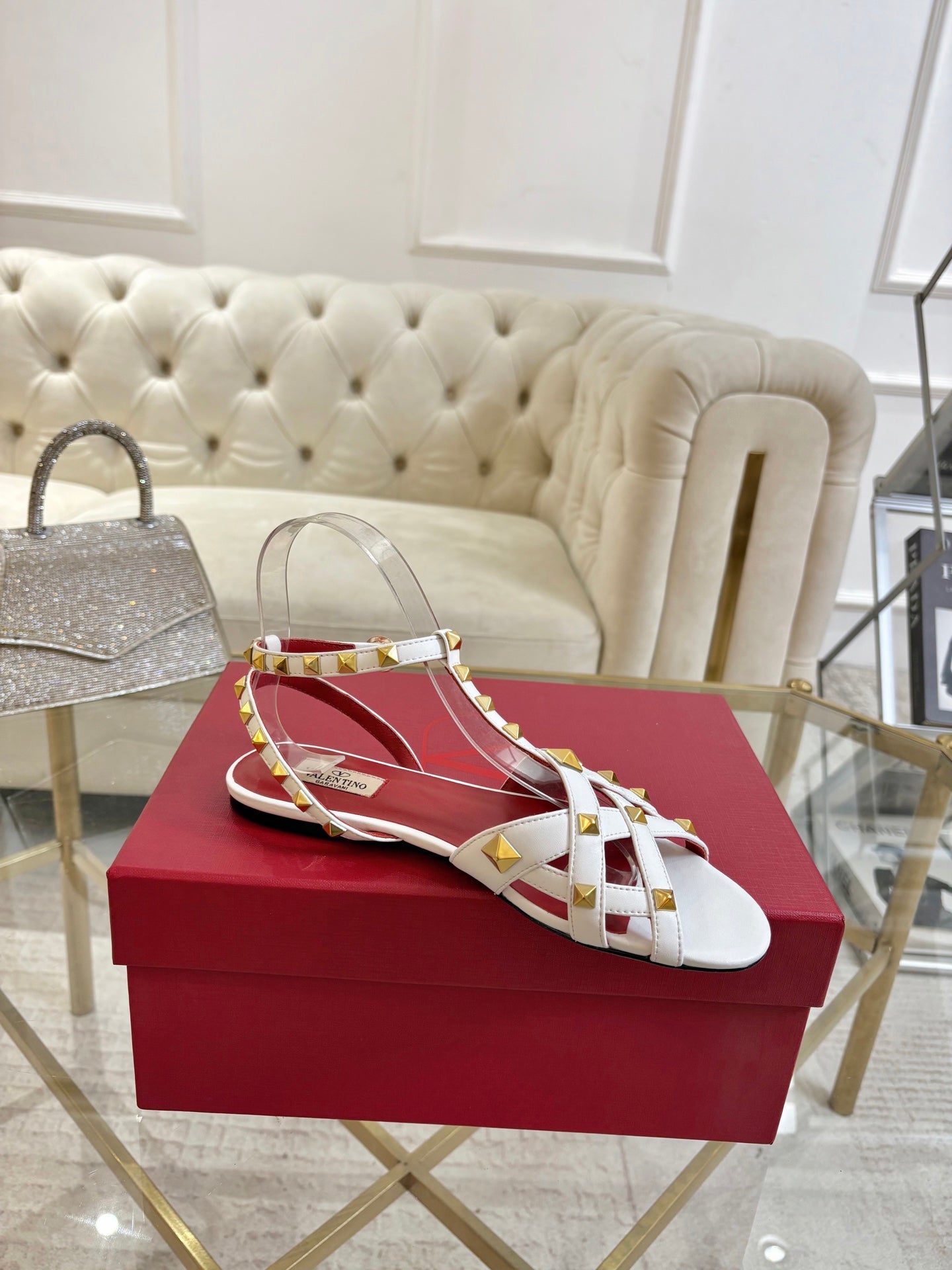 VALENTINO 26S SANDALS IN WHITE CALFSKIN WITH STUD-EMBELLISHED