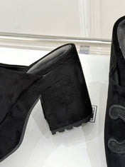 ELENA MULE IN BLACK VELVET