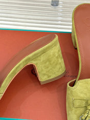 HIGH HEELS IN MOSS YELLOW SUEDE AND LAMBSKIN