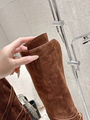 YSL 26S JANIS KNEE-HIGH BOOTS 90 MM IN BROWN SUEDE