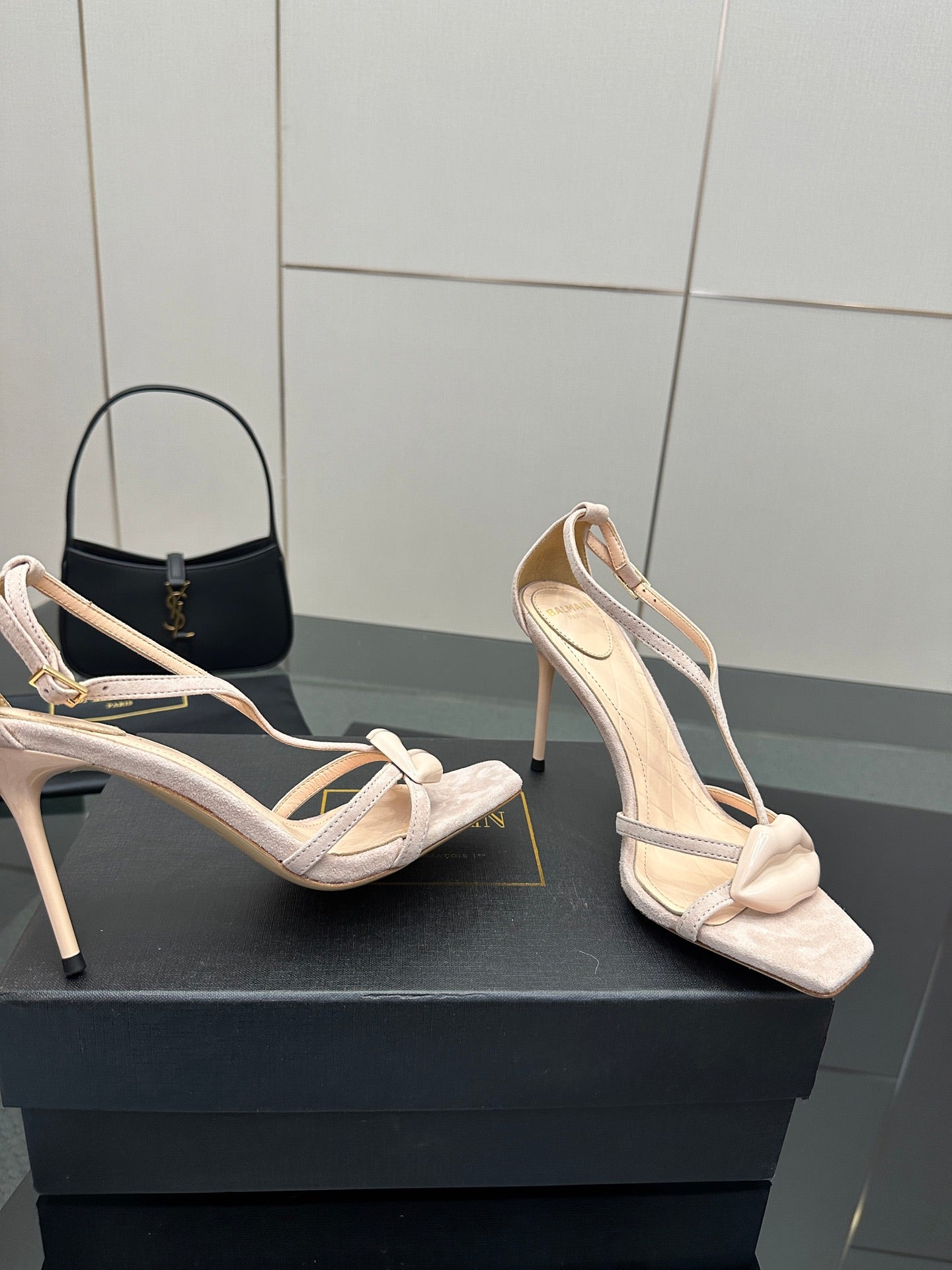 BALMAIN 25S LIPS SANDALS 10 IN BLUSH BEIGE SUEDE
