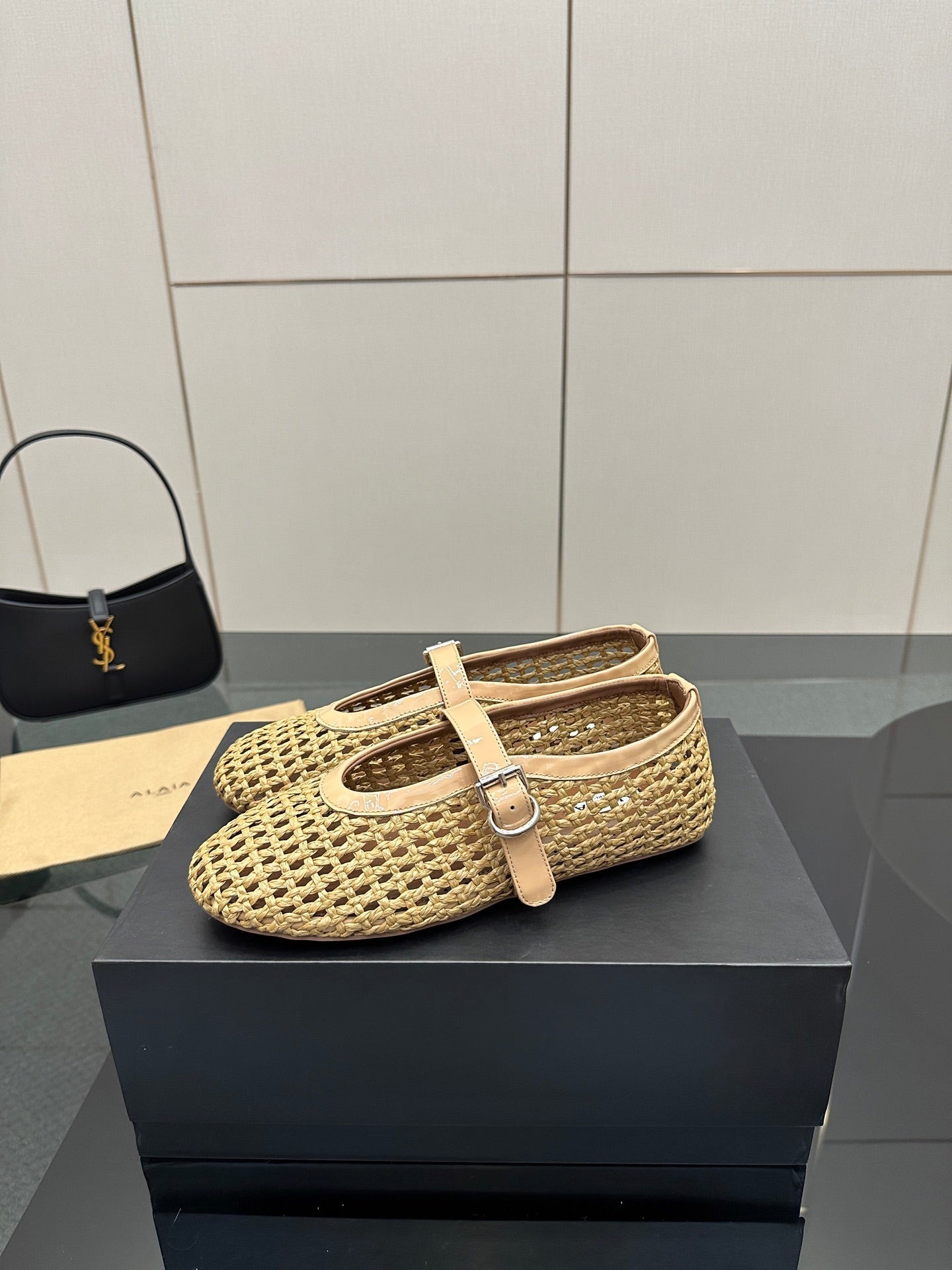ALAIA MARY JANE FLAT 25S IN BEIGE WOVEN MESH