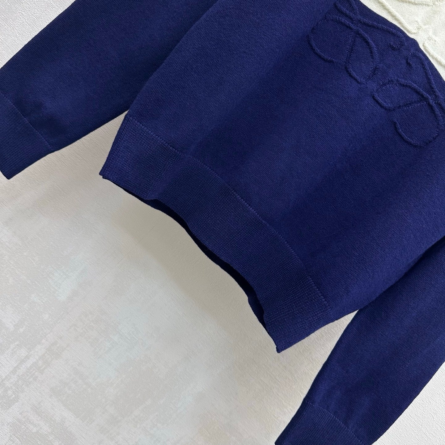 LOEWE 26S CREW-NECK KNIT SWEATER 659