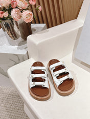 TRIOMPHE SANDALS IN WHITE CALFSKIN