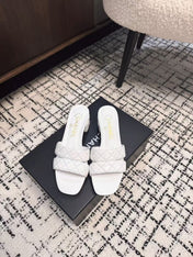 MID HEEL MULES IN WHITE SHEEPSKIN