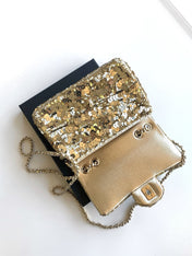 CHANEL 26S CLASSIC FLAP BAG 21 IN LIGHT GOLD SEQUINS