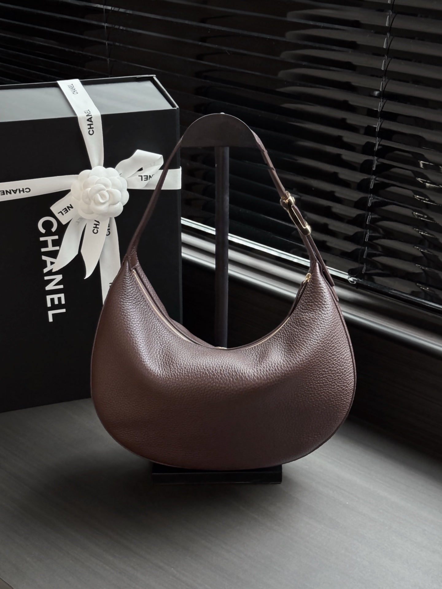 CHANEL 26S HOBO BAG 30 IN CHOCOLATE BROWN GRAINED CALFSKIN