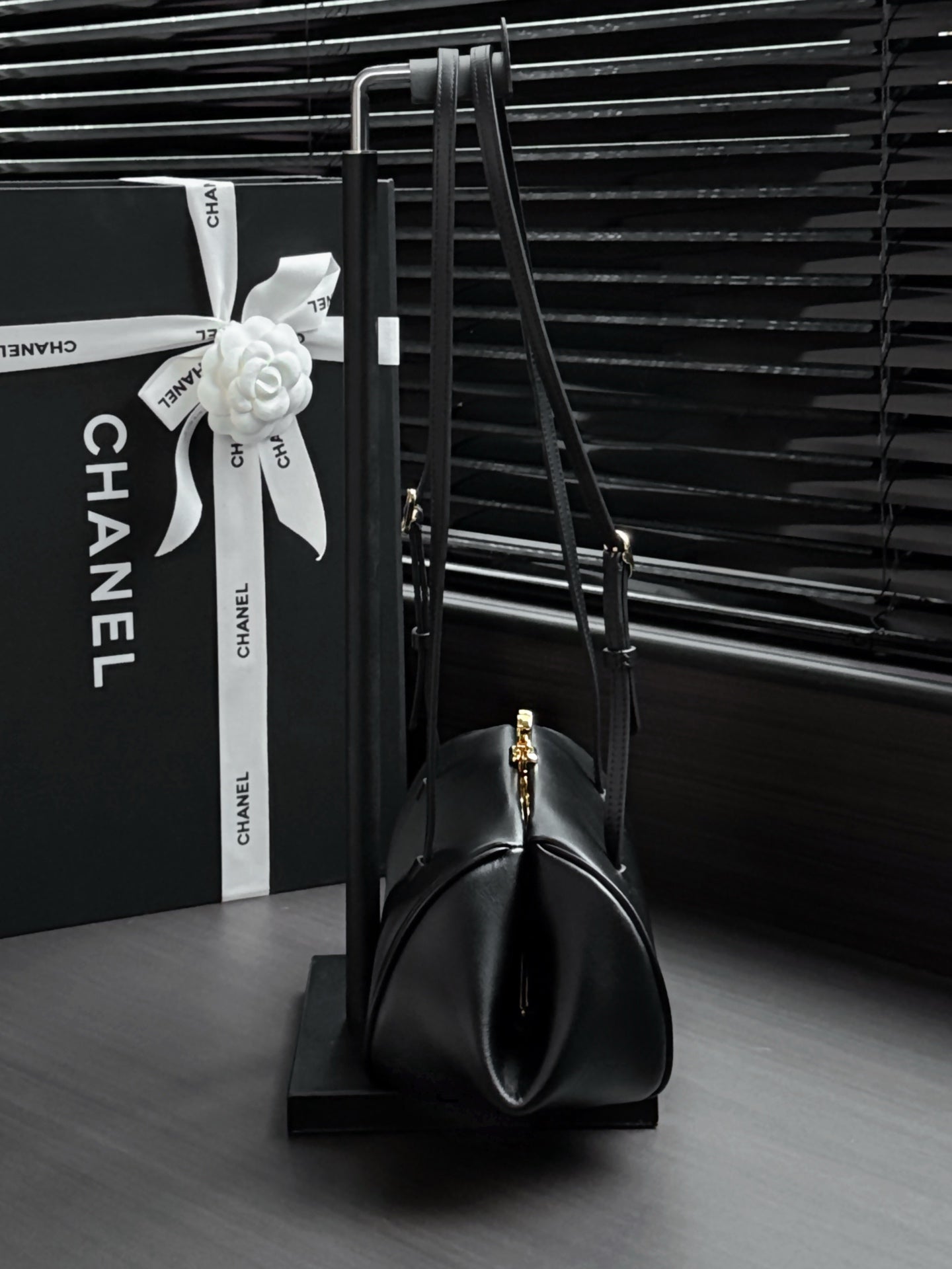 CHANEL 26S SHOULDER BAG 28 IN BLACK CALFSKIN
