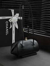 CHANEL 26S SHOULDER BAG 28 IN BLACK CALFSKIN