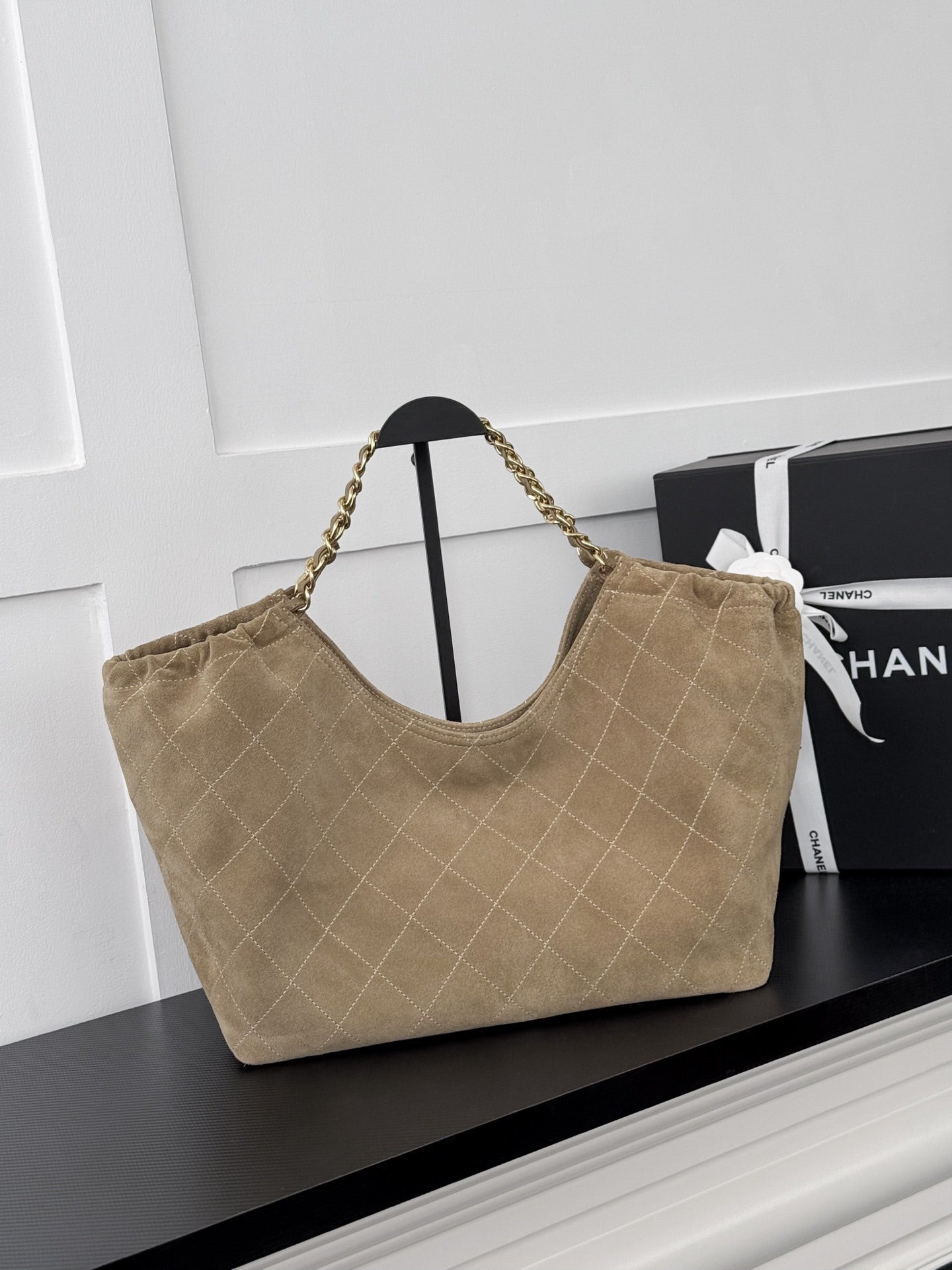 CHANEL 26S SHOPPING TOTE BAG 45 IN BEIGE QUILTED SUEDE