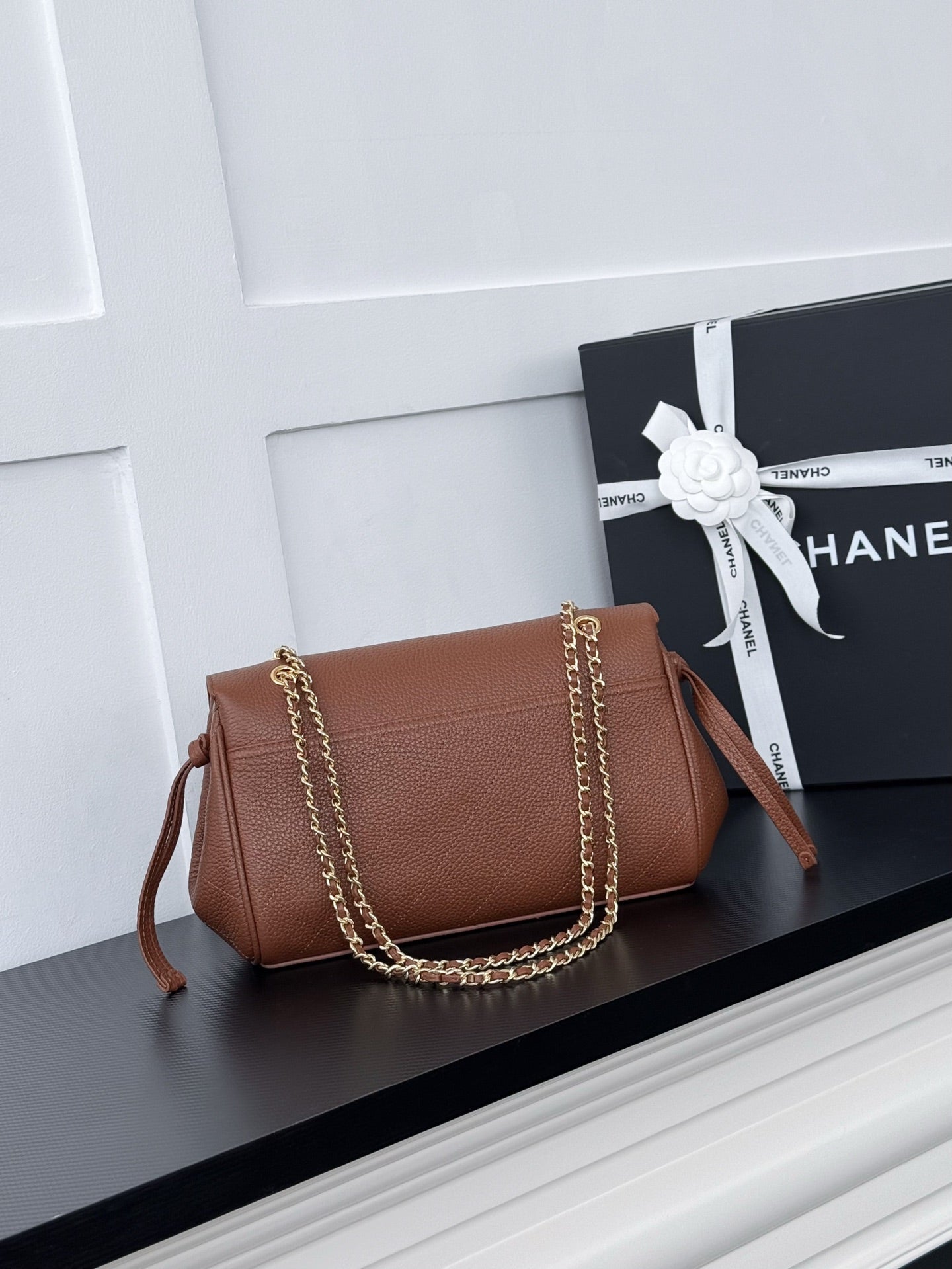 CHANEL 26S SHOULDER BAG 29 IN BROWN GRAINED CALFSKIN